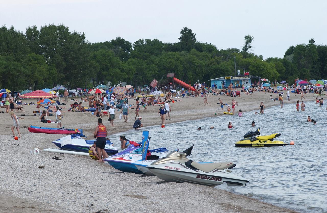 Lakeview Gimli Resort Exterior foto